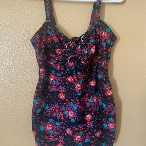 Torrid tankini size 1 (top only)